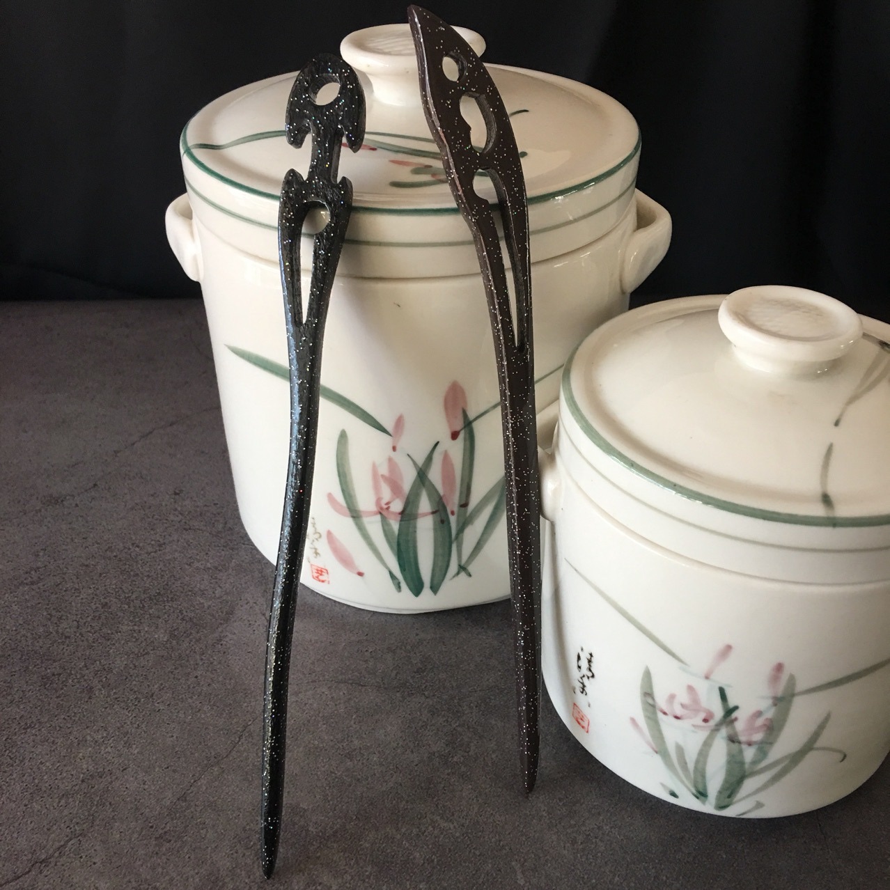 Handcrafted classical Chinese-style hairpins, silver sandalwood hairpins, accessories, hairpins and headwear, versatile Application Scenario