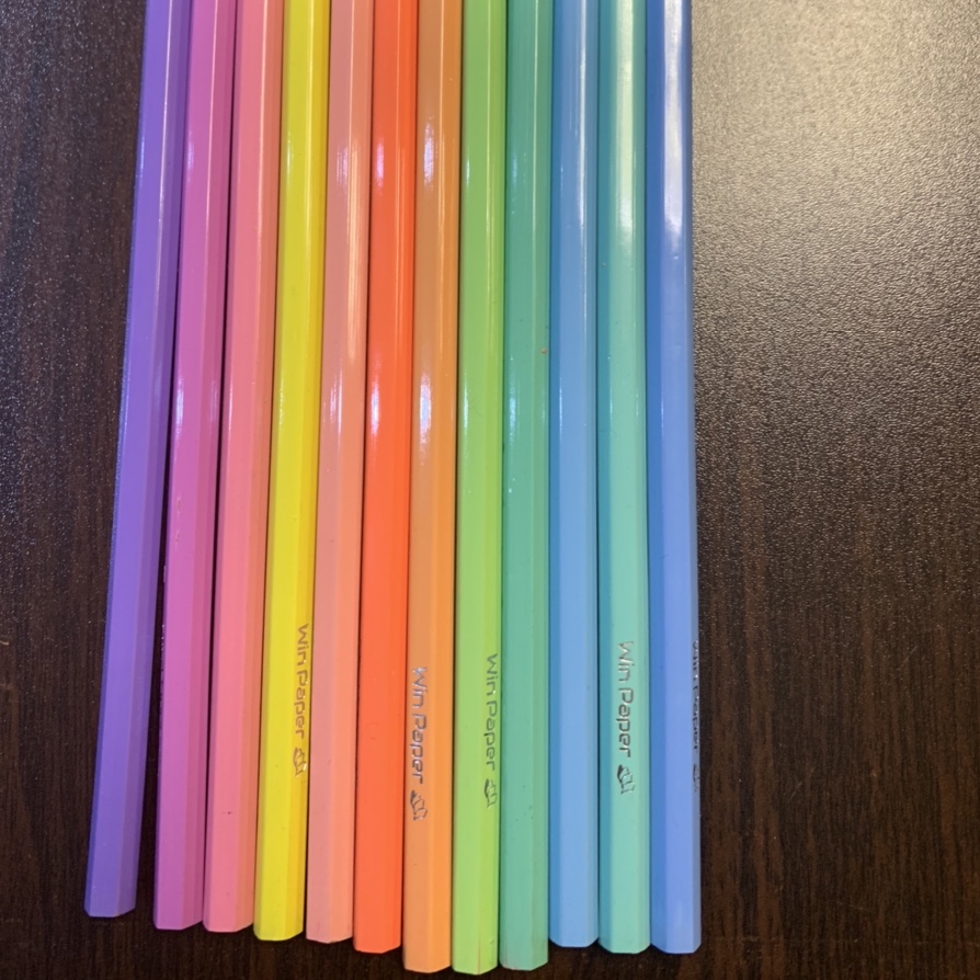 木质油性12色彩铅套装儿童美术绘图画画涂鸦填色鲜艳彩色铅笔