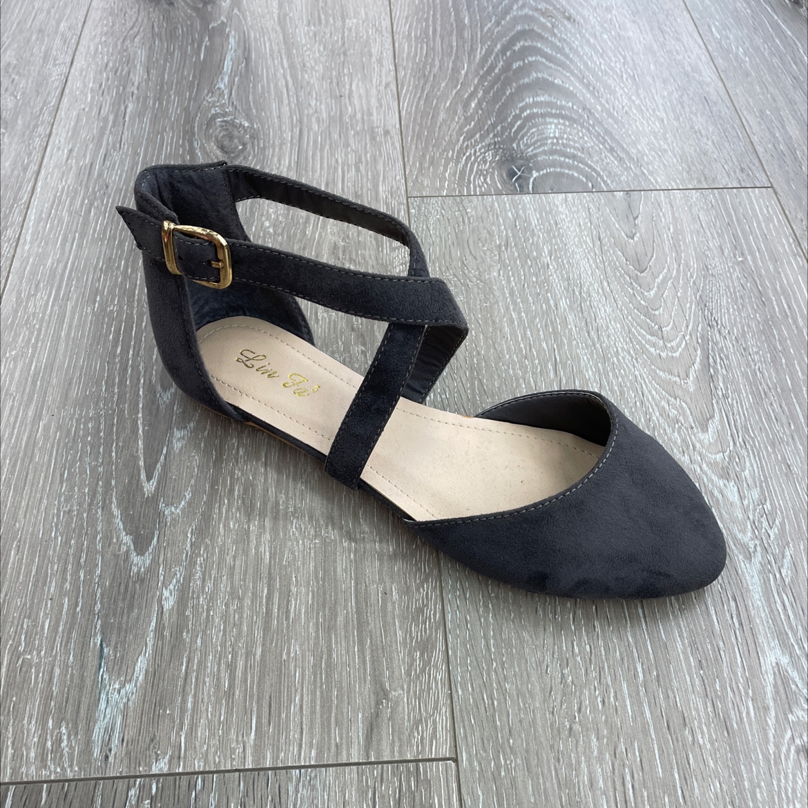 Women's Flat Shoes Fashion Casual Shoes Cross Strap details Picture