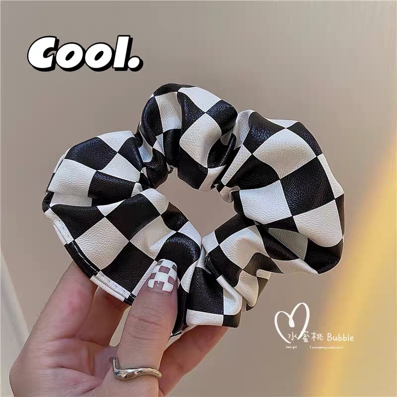 Black and white plaid large colorectal women's senior sense head rope hair rope 2022 new checkerboard head flower headwear hair accessories 1 thumbnail