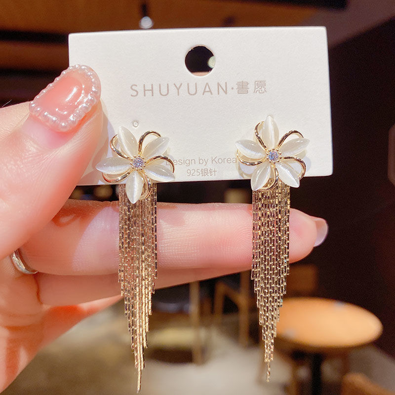 东大门时尚花朵流苏两戴耳环韩国气质网红百搭银针耳钉耳饰产品图