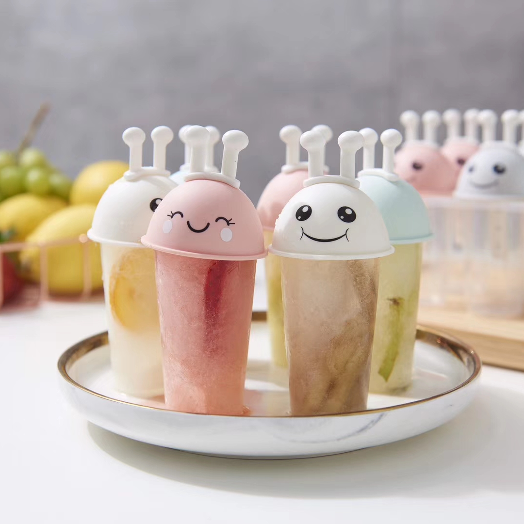 货号：6191（四组蜜蜂🐝宝宝冰模）
勤劳的蜜蜂🐝宝宝，搭配着🍉🍓，DIY出自己喜欢的口味，做个夏天的味道给你吃