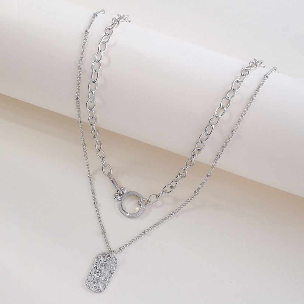 N7904 Cross-border bestseller, elegant collarbone chain, European and American geometric retro necklace, niche high-end sweater necklace detail image 7
