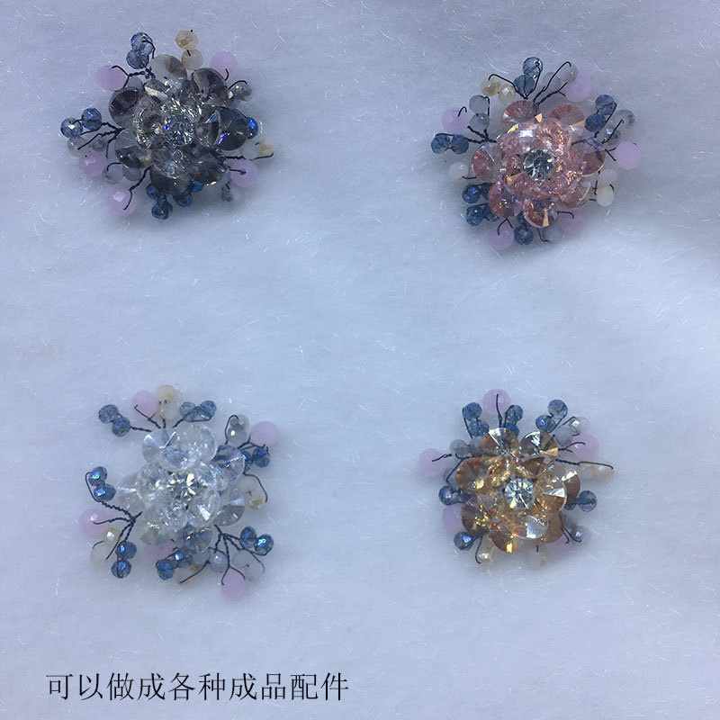 Hand-woven copper wire clothing accessories, earrings, headhooks, brooches, hats, rings, shoes, necklaces and bracelets details Picture