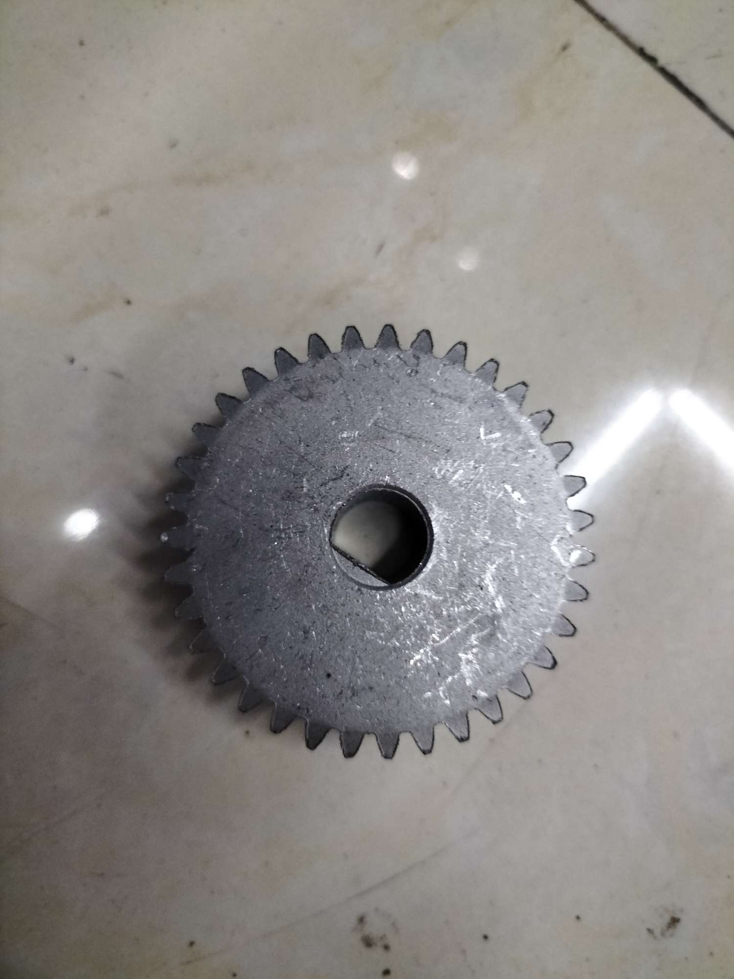 1000-2 sealing machine 37 iron gear Item Picture