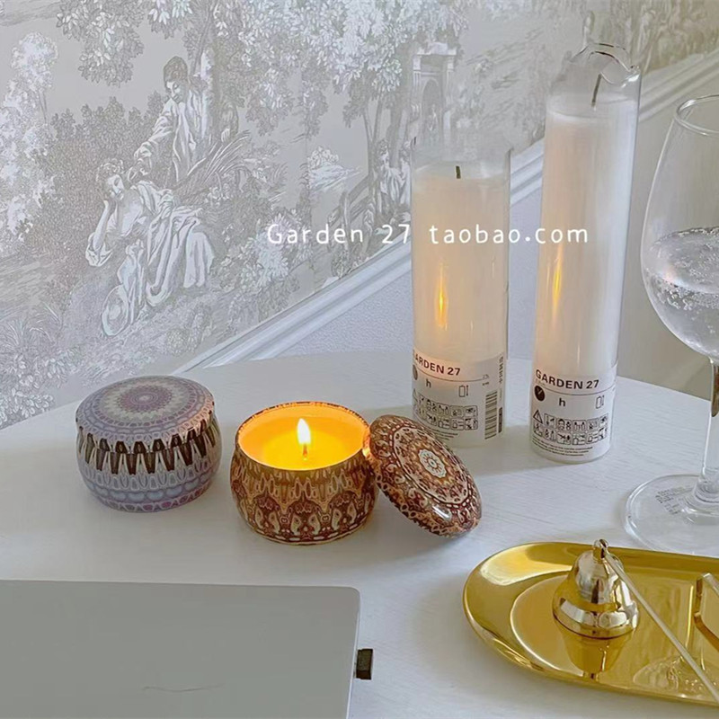 Cross-Border Large 4-Piece Gift Box With Tinplate Can Scented Candle Customization With Hand Gift Soybean Wax Fragrance Wholesale details Picture