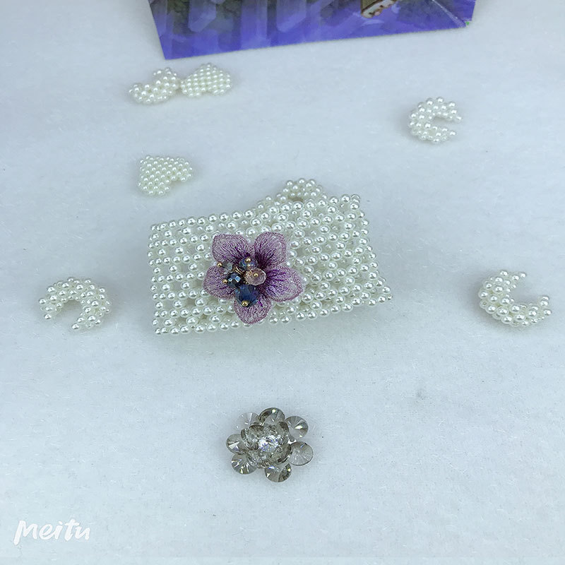 韩版珍珠网红宽版手链日韩纯手工制作弹力手镯手链饰品搭刺绣品 产品图