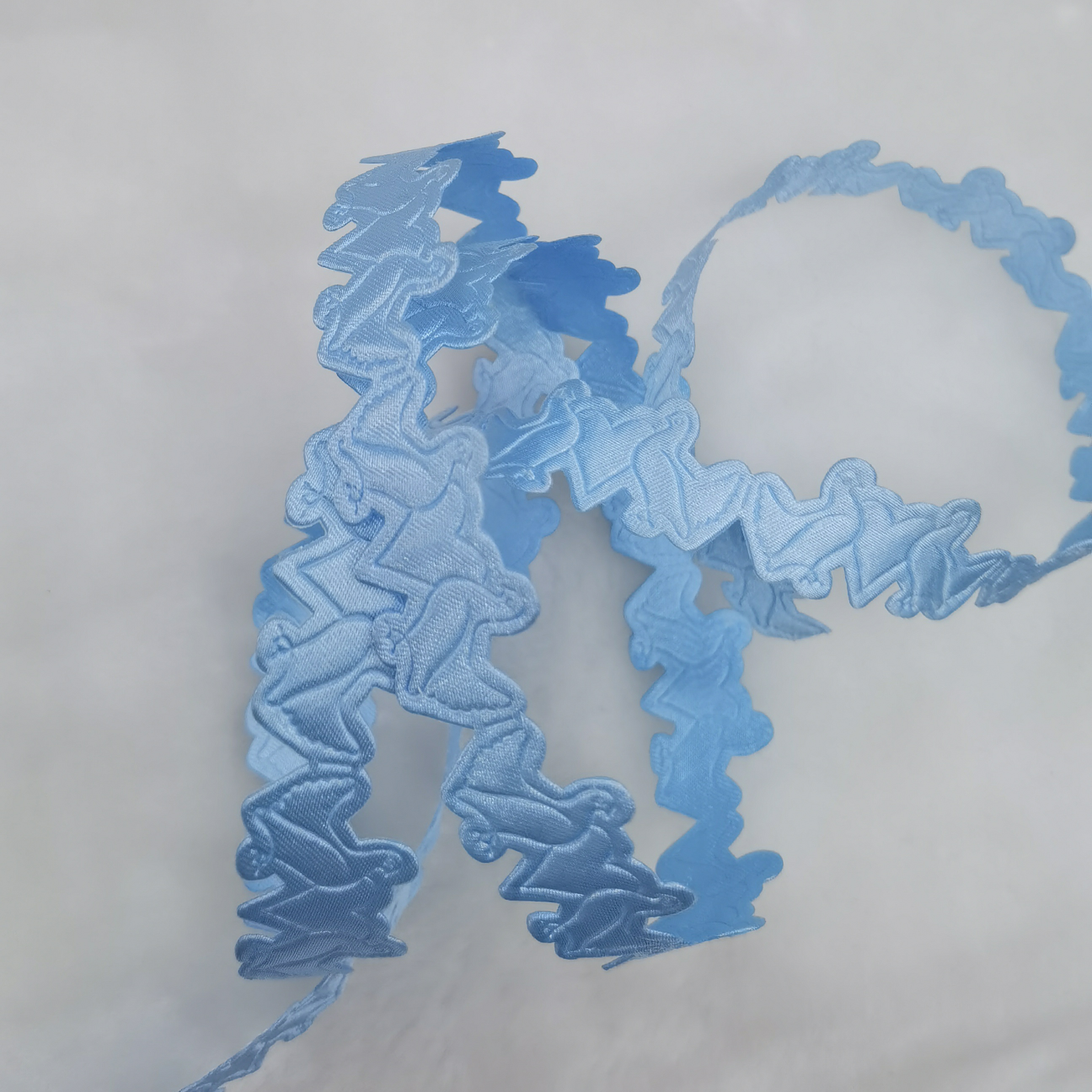 Lace, DIY, Christmas, clothing, accessories, crafts, cartons, cards, hats and other factory products can be matched with Eh