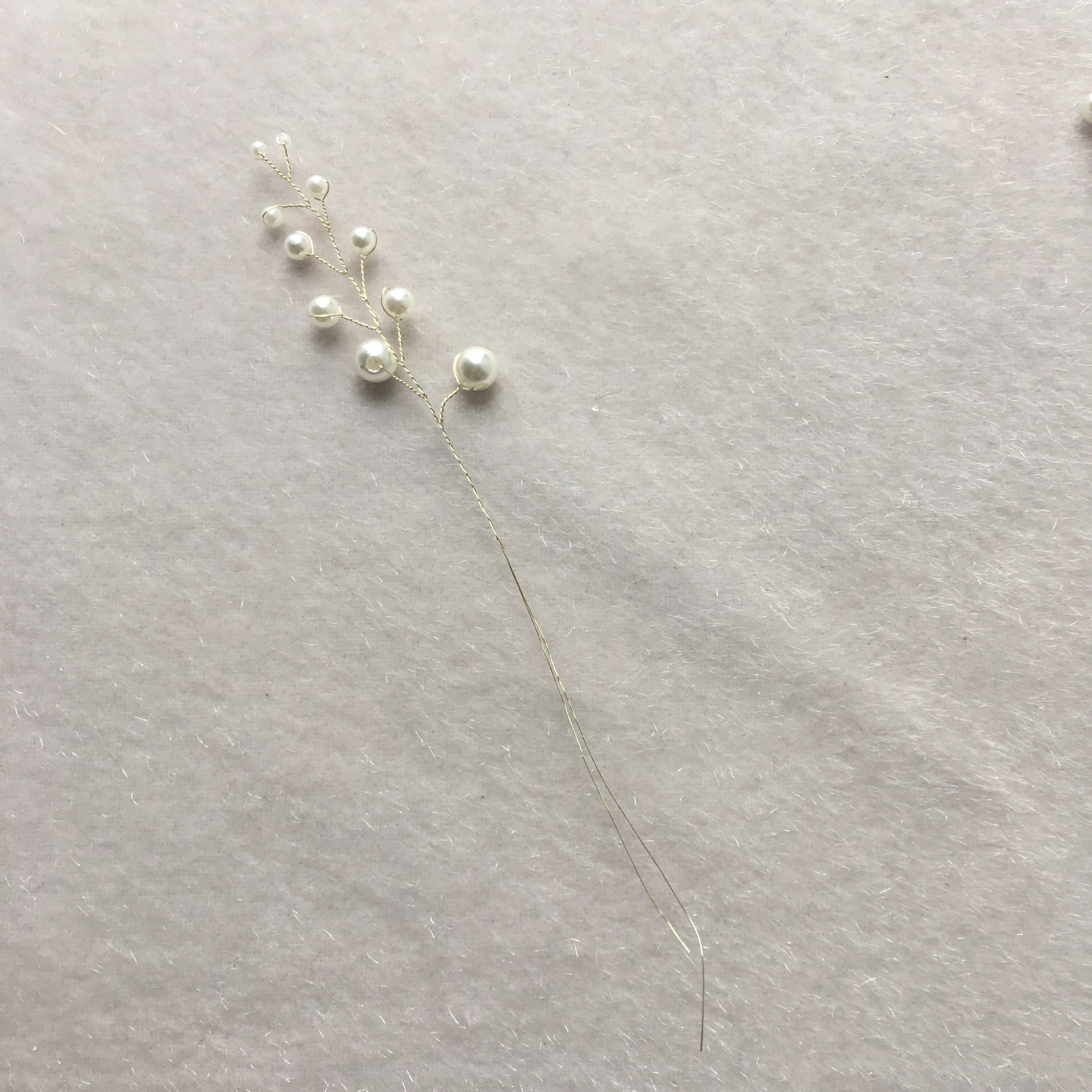 New hand-stitched fabric, iron wire, pearl, flower DIY hair clip accessories, shoes and clothing accessories Application Scenario