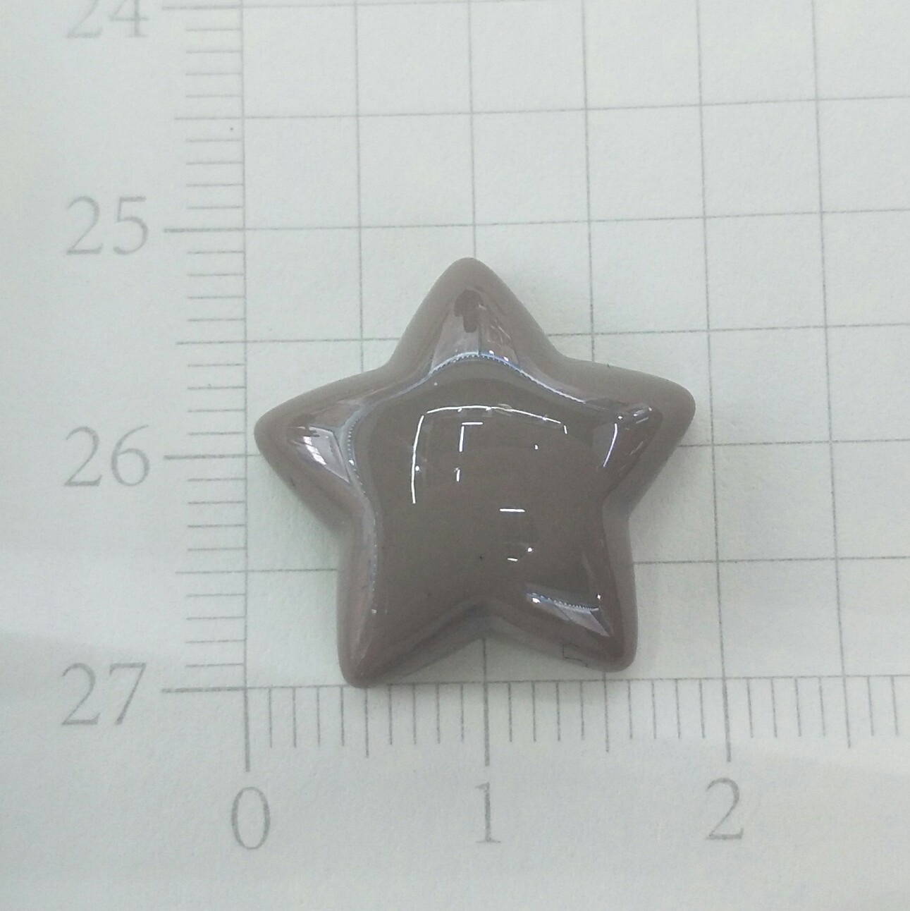 Epoxy resin ab glue jewelry accessories are popular in autumn and winter. Milk tea-colored butterfly flower jewelry accessories Application Scenario