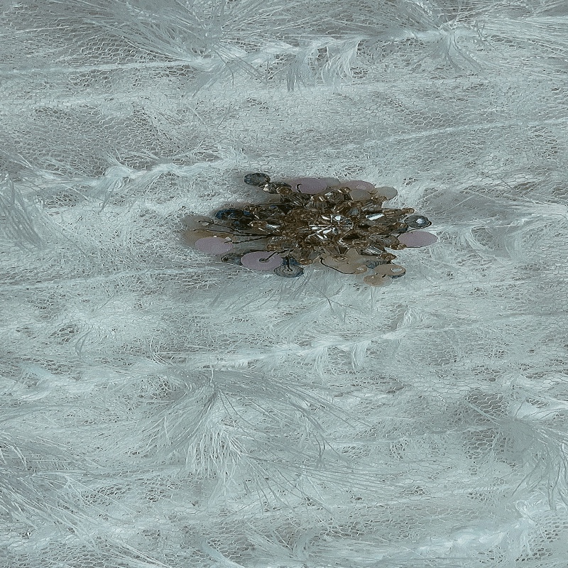 Hand-woven copper wire clothing accessories, earrings, headhooks, brooches, hats, shoes, necklaces and bracelets Specification image