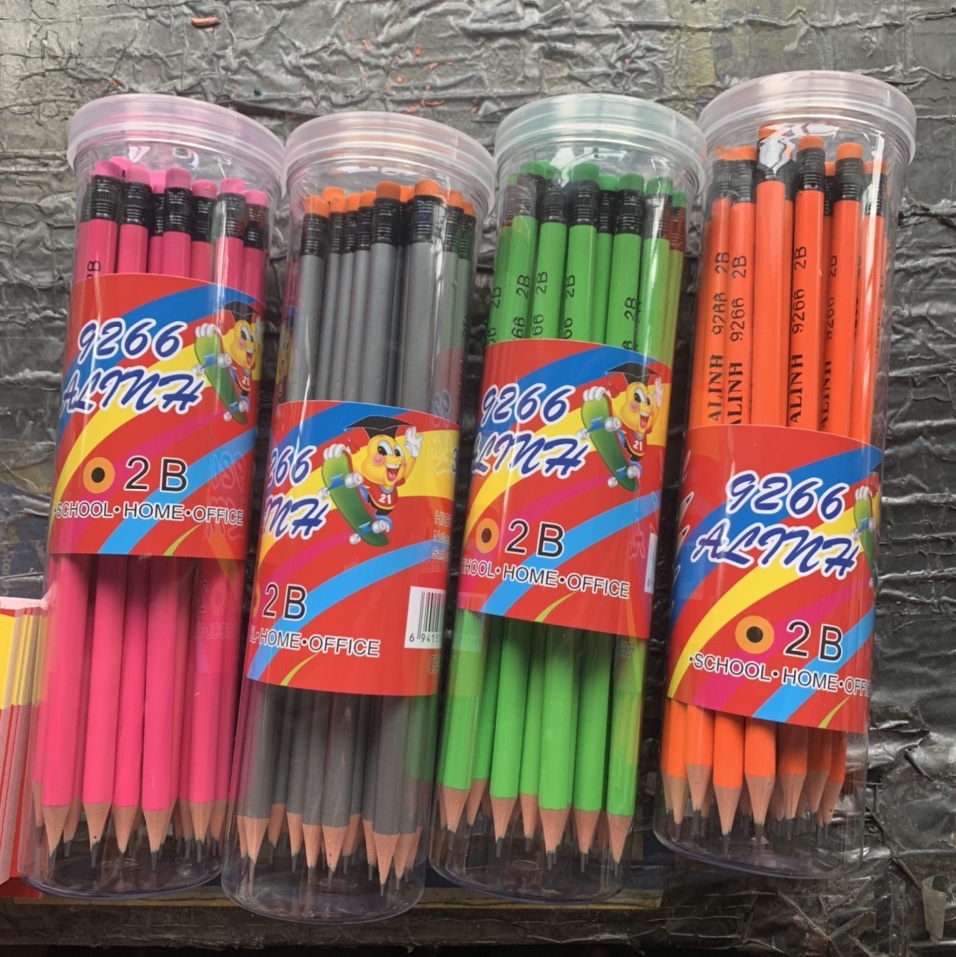 9266元杆套装儿童美术绘图画画涂鸦填色鲜艳彩色铅笔批发