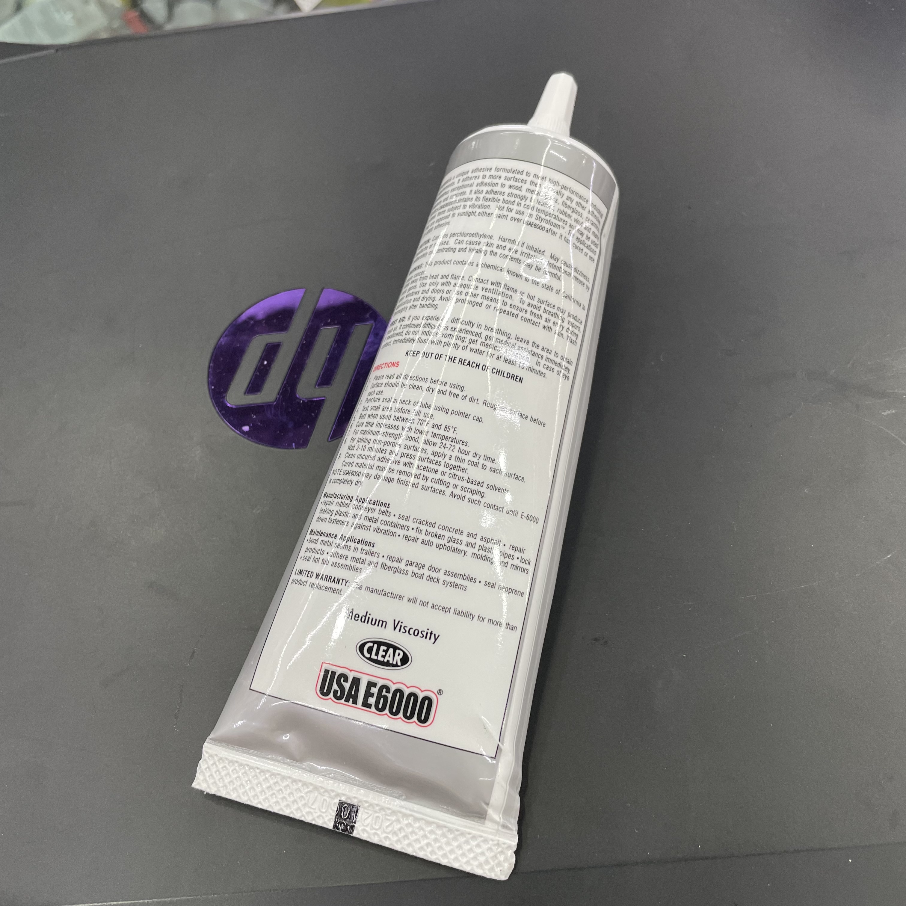 固体胶、胶水实物图