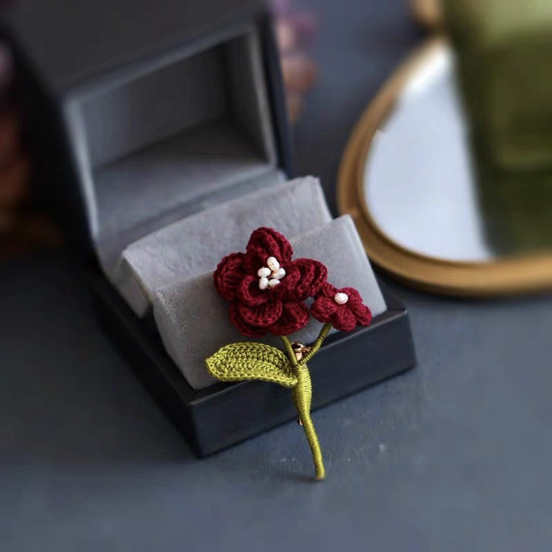 High-end, simple and elegant, internet-famous, fashionable and star-studded, luxurious and stylish corsages Item Picture