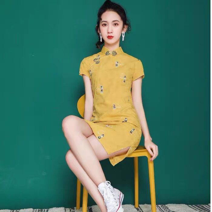 女装332021年夏季新款日常可穿民国风少女年轻款连衣裙中长款清新百搭休闲2021年夏季新款日常可穿民国风少女年轻款连
