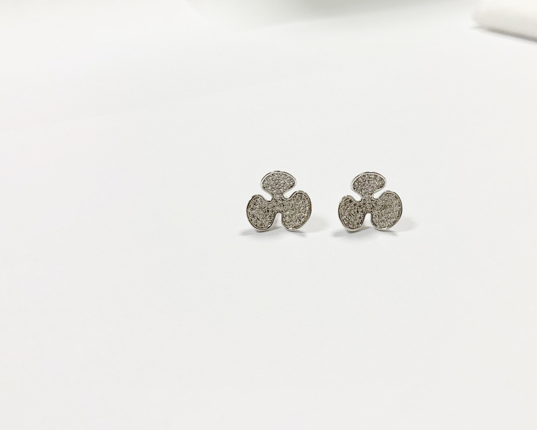 Eni's Classic Flower Series details Picture