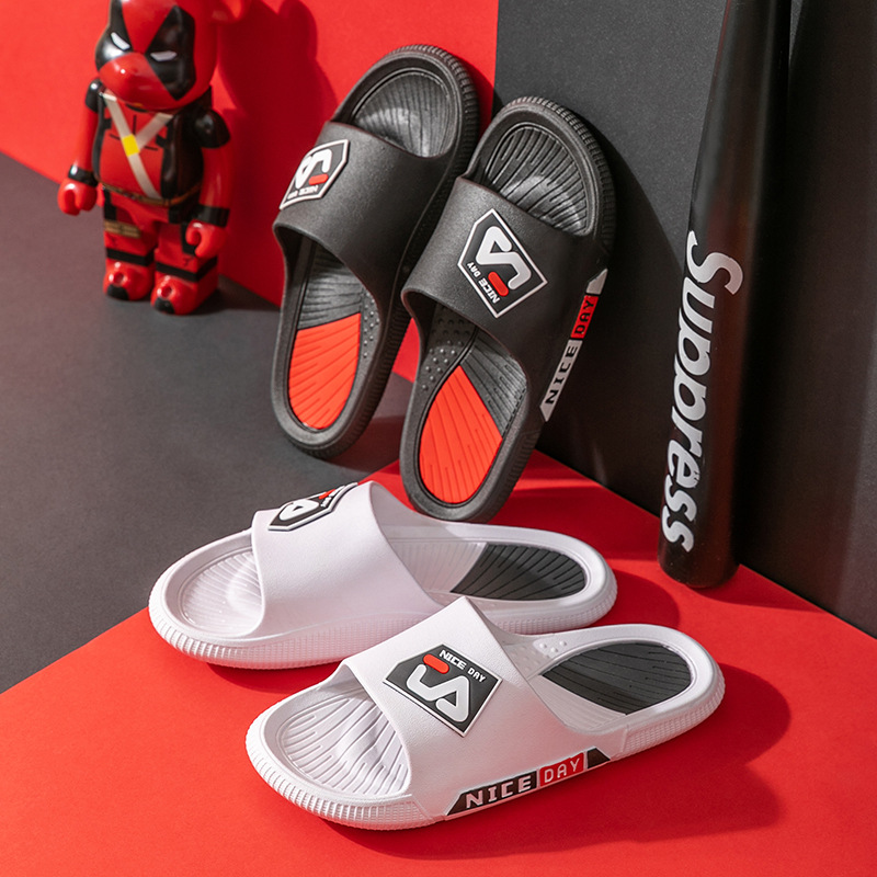 2021 new men's slippers summer fashion wear fashionable men's outdoor slippers women matching color plastic slippers couple slippers