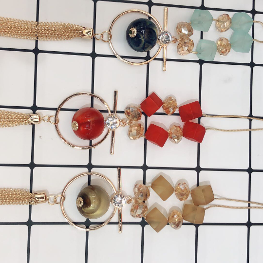 55 Casual long chain gold