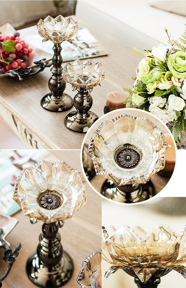 وأضاءة الشمعدان المصنوع من الشموع مزخرفة بتجهيزات منزلية في غرفة المعيشة الاوروپية Specification image