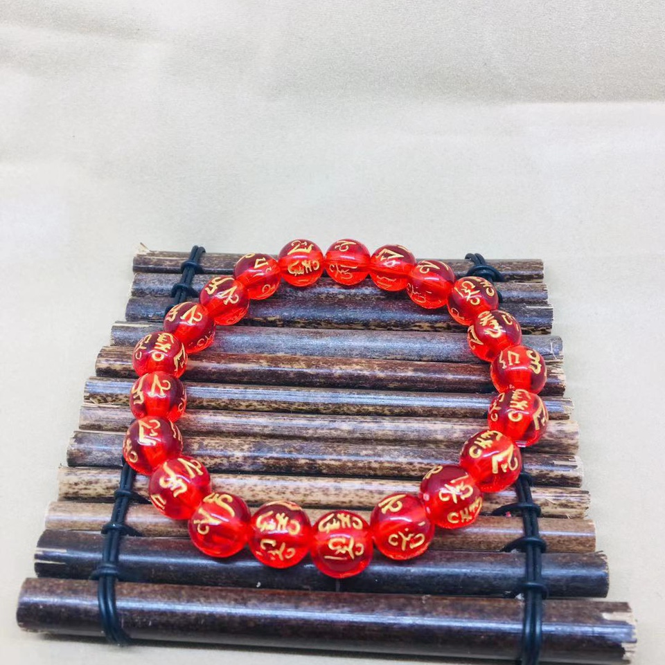 Resin material bestsellers in scenic spots and tourist attractions, 10mm red bracelets from Jinhong c-009 are essential for setting up stalls in shopping centers