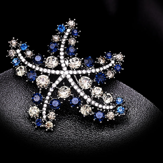 Brooch 808