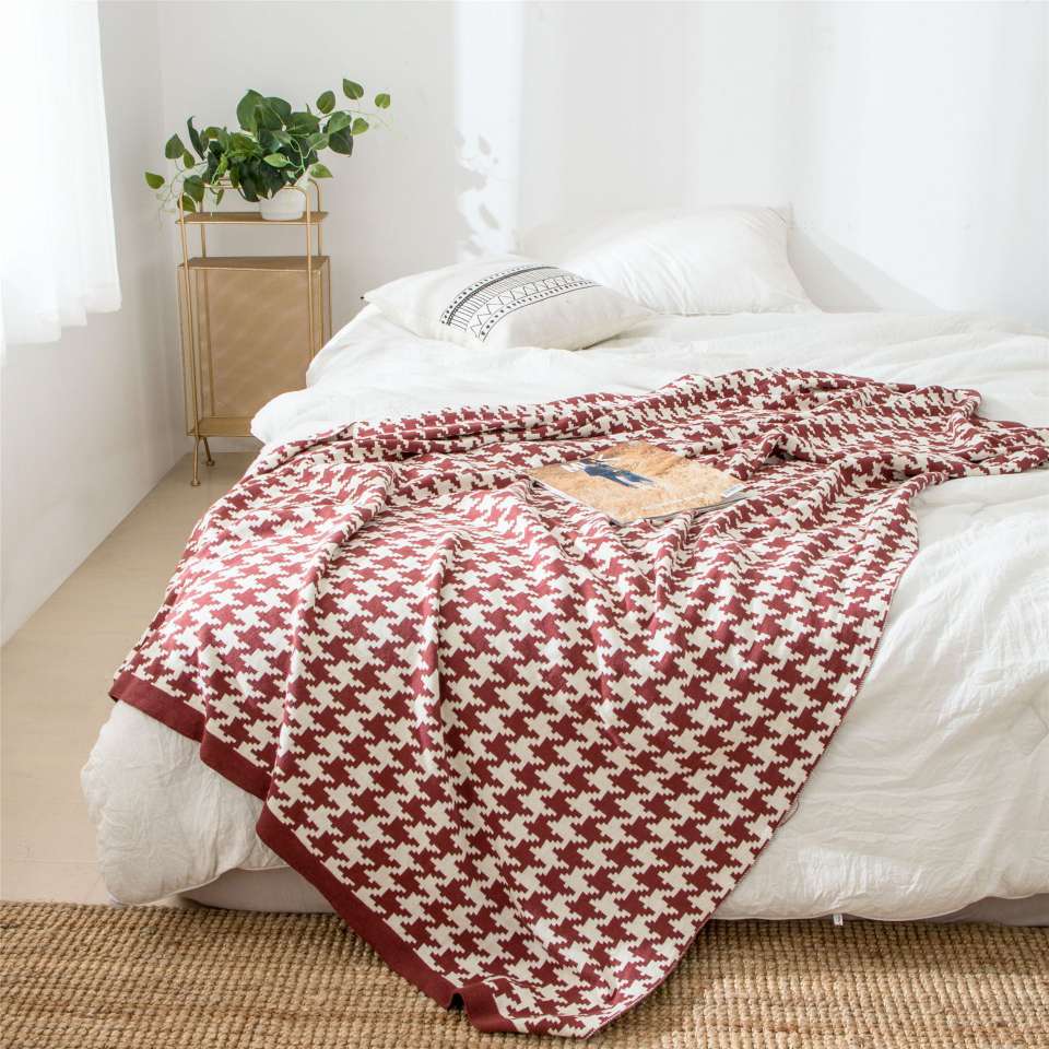 Nordic summer blanket with a checkered knitted cover, nap blanket, sofa cover, shooting blanket, 150*200cm detail image 3
