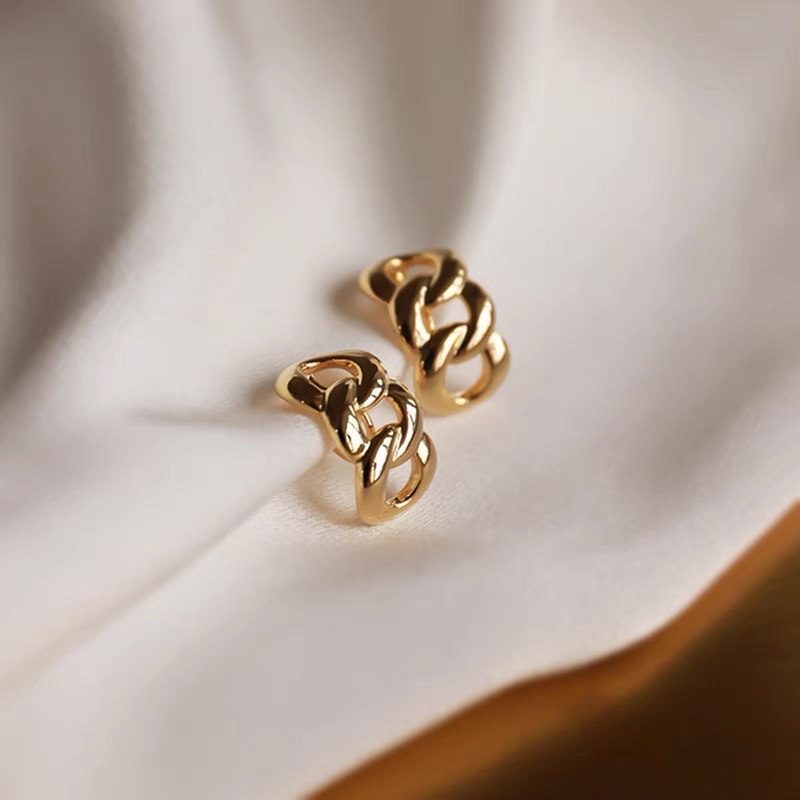 High-end chain earrings without ear holes, design sense earrings, simple and elegant Jieya steel jewelry for women Specification image