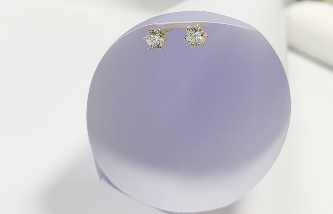 Classic single zircon Specification image