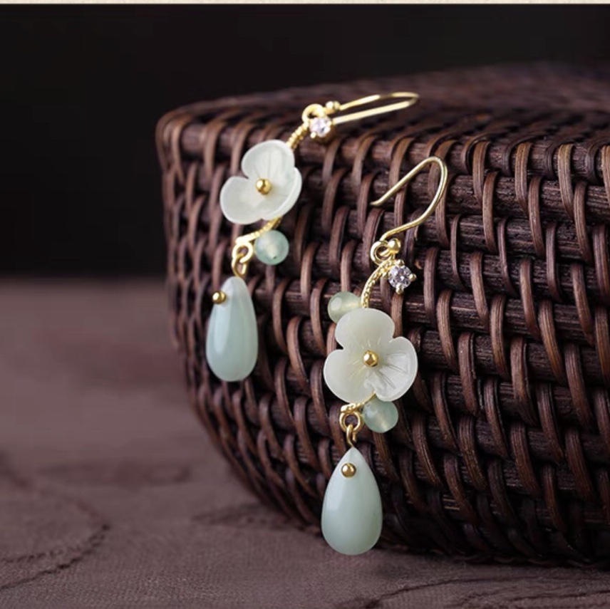 Antique Qipao simple retro fashion temperament elegant Hanfu indispensable earrings