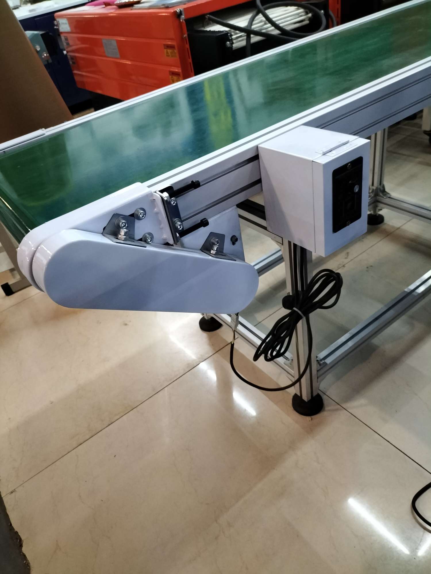 400宽输送机详情图1