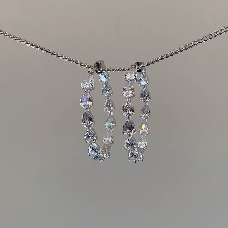 Retro and unique long, super flash zircon, ethnic style, versatile, tassel, seven-color earrings, copper earrings, Yiwu zircon