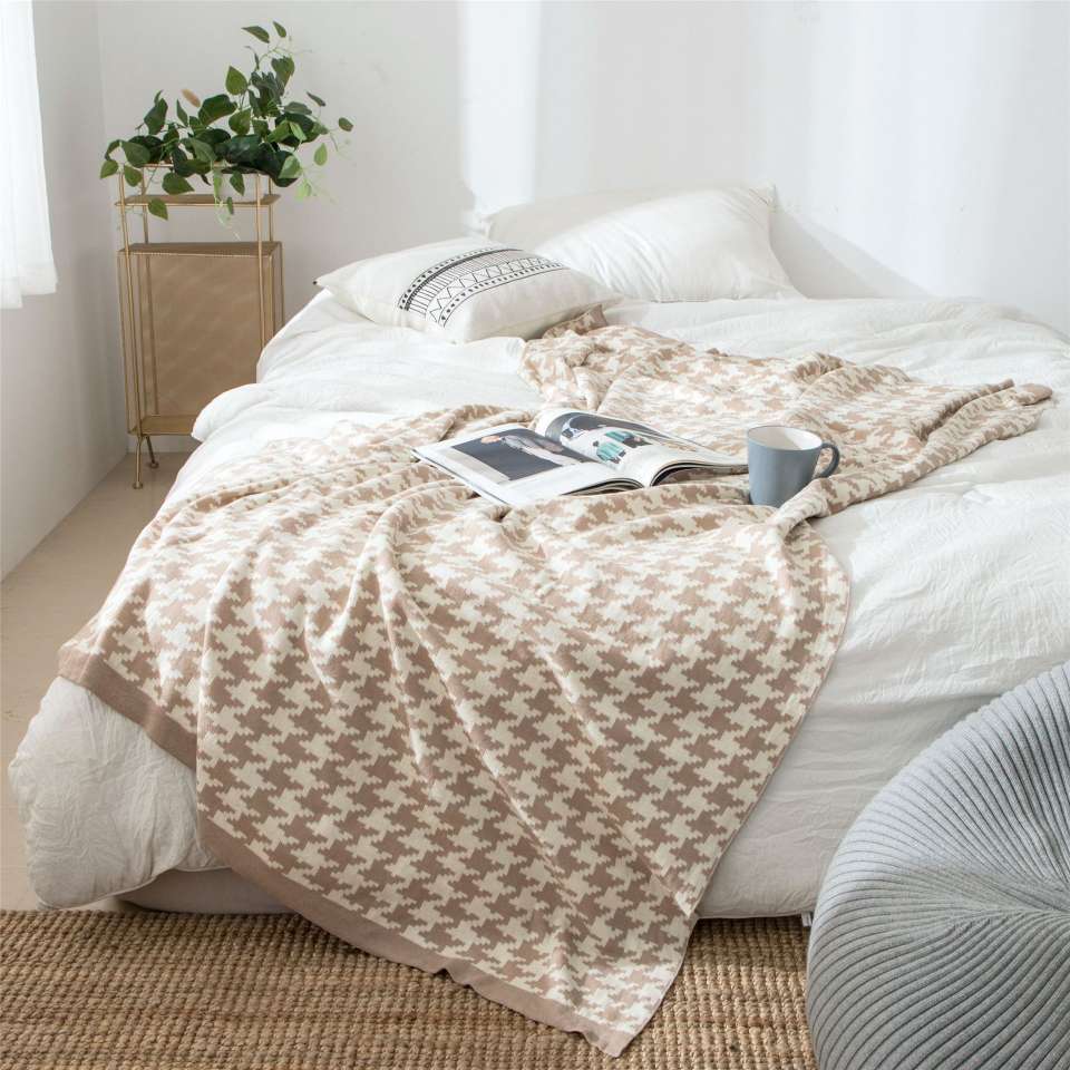 Nordic summer blanket with a checkered knitted cover, nap blanket, sofa cover, shooting blanket, 150*200cm Specification image