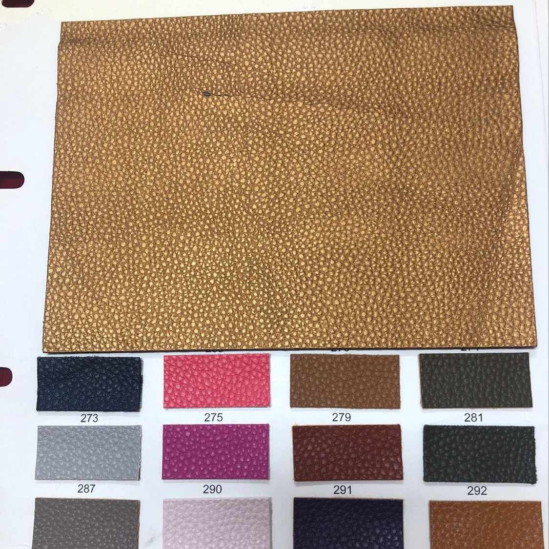 镜面革/615油皮/皮革面料/牛皮皮料/0.9油皮产品图