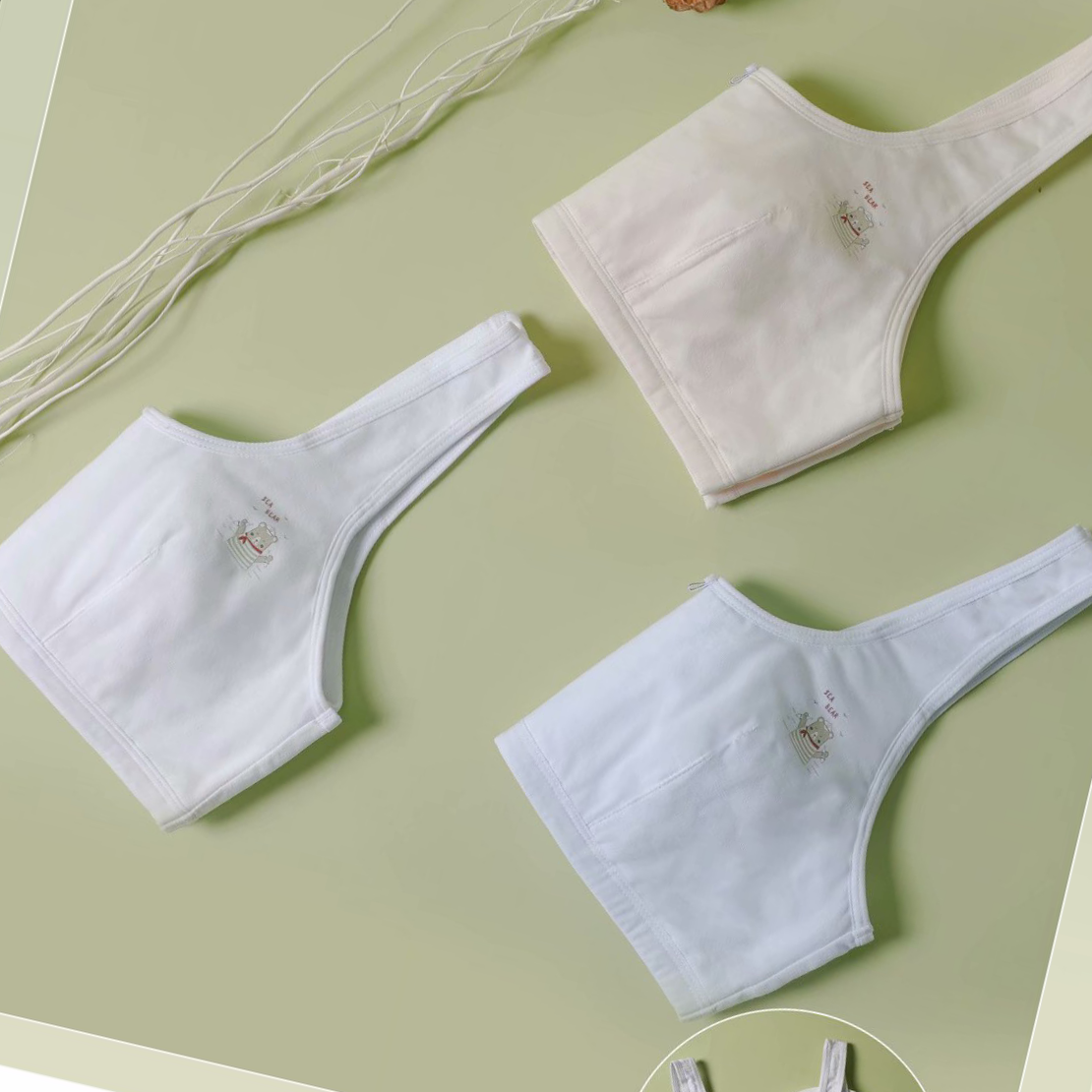 Close-fitting Captain Bear bra