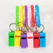 厂家出品 塑料钥匙扣手环 儿童手环口哨 塑料弹簧圈口哨批发