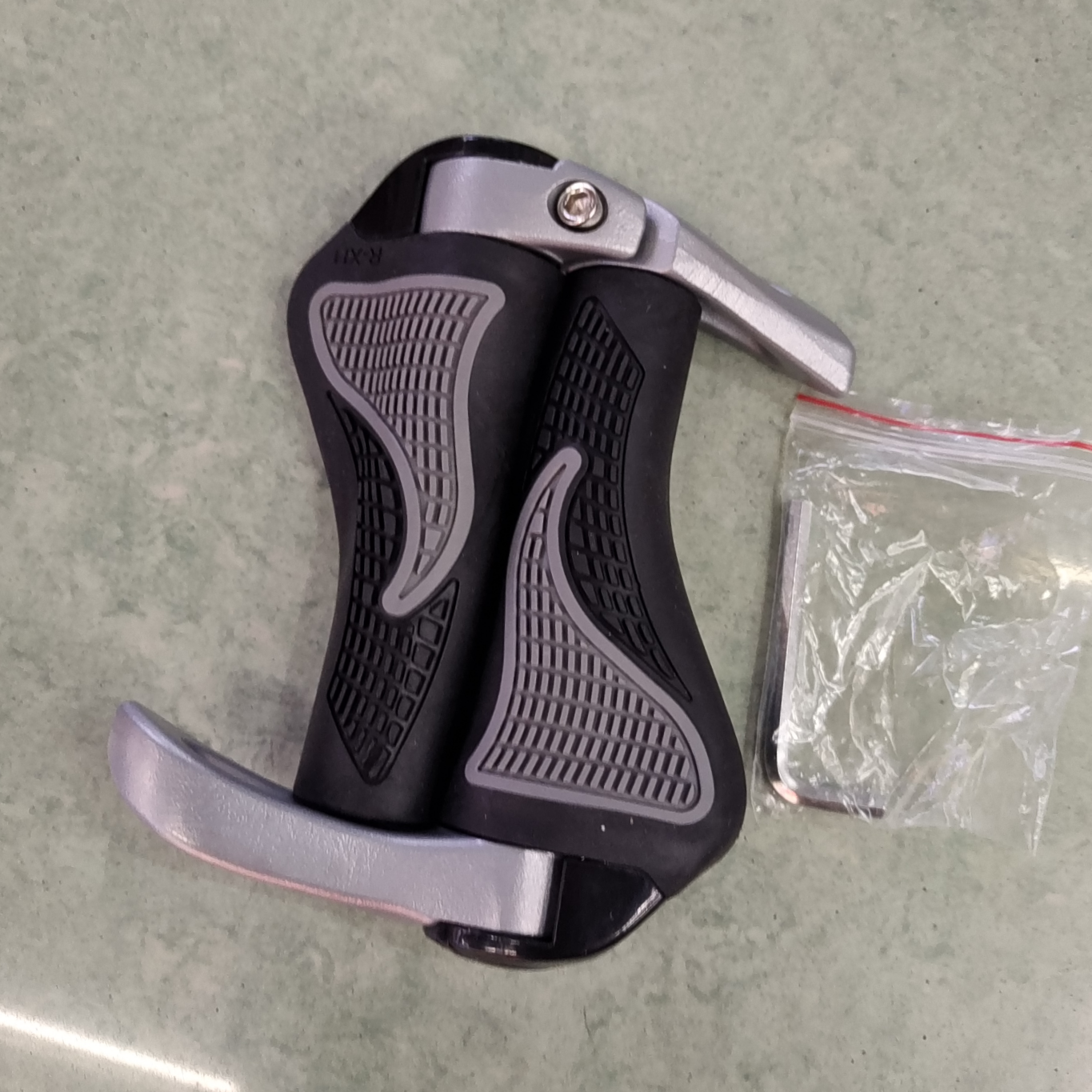 New Mountain Biker Handle Case