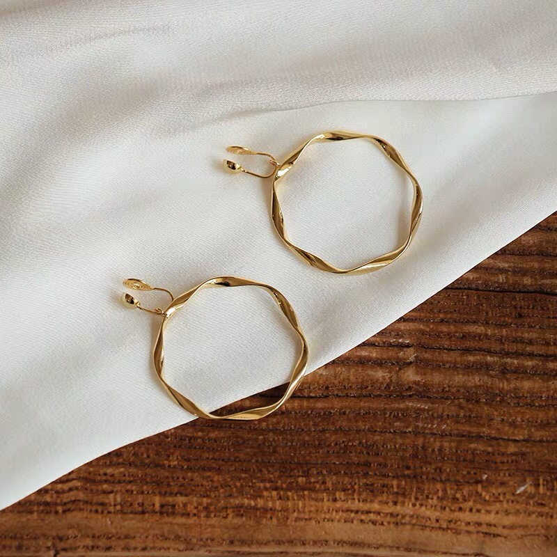 Large circle earrings, no ear piercings, circular earrings to show off the face, small circle earrings for elegant women, summer style, Jieya steel jewelry