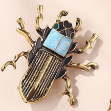 Brooch 907