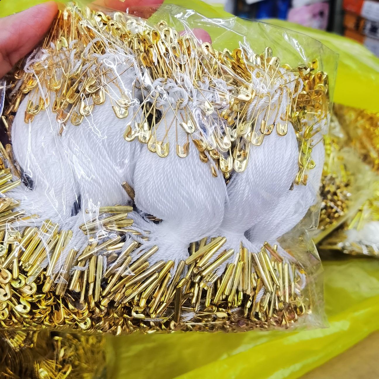 白线别针