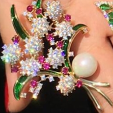 Brooch 984 thumbnail