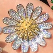 Brooch 985 thumbnail