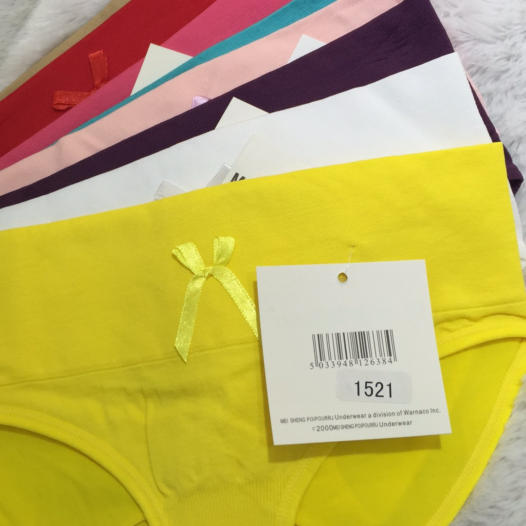 Ladies And Girls Triangle Flat Seamless Seamless Panties 696