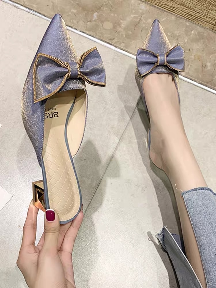 The 2021 summer new style of Baotou flip-flops for women are fashionable outerwear with medium heels, high heels, thick heels, bows and pointed tips Specification image