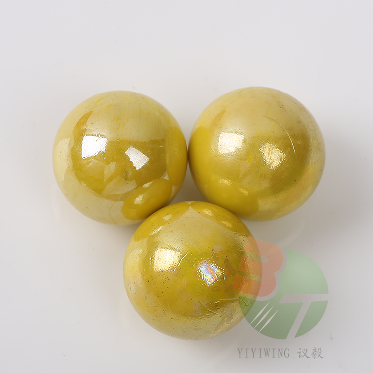 20 25mm cream yellow glass balls, 2.5cm porcelain yellow marble marbles, 2.5cm colored glass beads, jumping chess pieces, fish tank decoration, solid color round balls, nostalgic toys, egg wholesale marbles