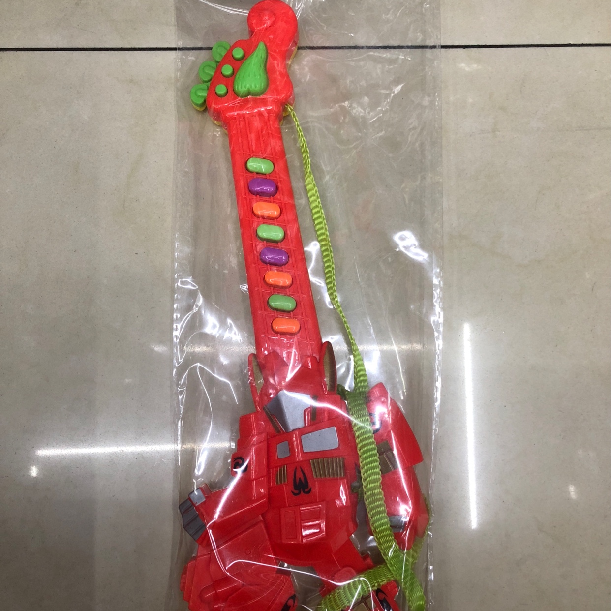 393948吉它琴，是一款新产品，正在很热销中，欢迎新老客户惠顾，欢迎新老客户选购。