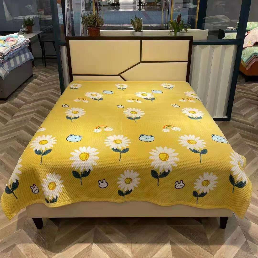 厂家直销/床盖/牛奶绒白底实物图