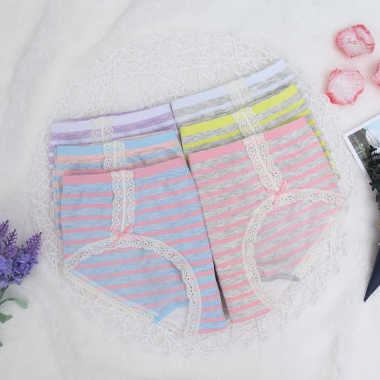 Ladies And Girls Triangle Flat Seamless Seamless Underpants 690