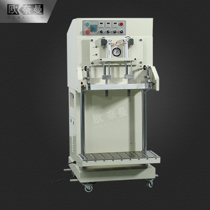 Vertical external suction vacuum machine Application Scenario
