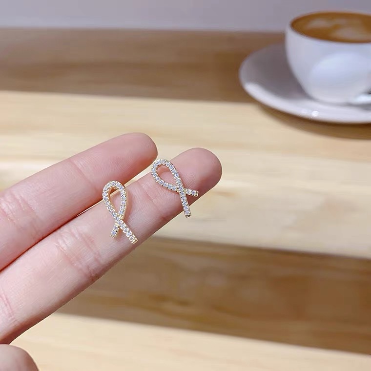 Cross-shaped exquisite small zirconium stud earrings, retro personality, long super flash zirconium, ethnic style, versatile tassels, seven-color earrings, copper earrings, Yiwu zirconium details Picture