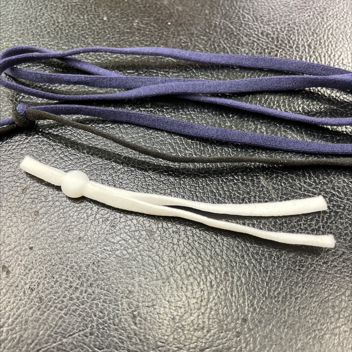供应4mm、5mm口罩耳绳、松紧带细节图